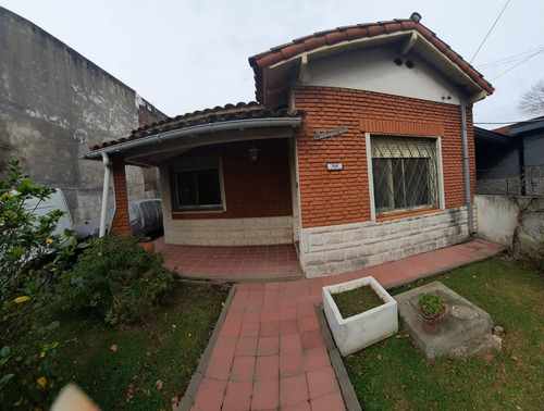 Imagen 2 de 10 de Casa Ph Frente, 4 Ambientes, Lista Para Vivir!