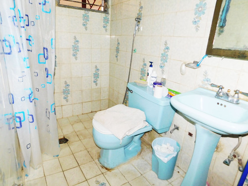 Maria E. Vende Negociable !!estupenda Casa Excelente Inversión!! En Parroquia Catedral, Lara#25-15681**6h 3b 368m2