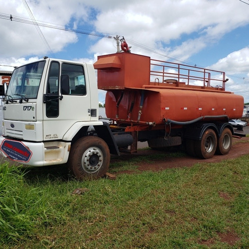 Ford Cargo 1717 - Tanque Bombeiro