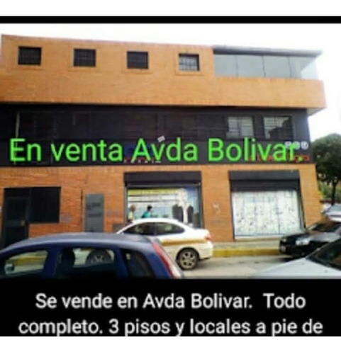 Imagen 4 de 4 de Edificio Comercial Av Bolivar Norte Valencia Cns