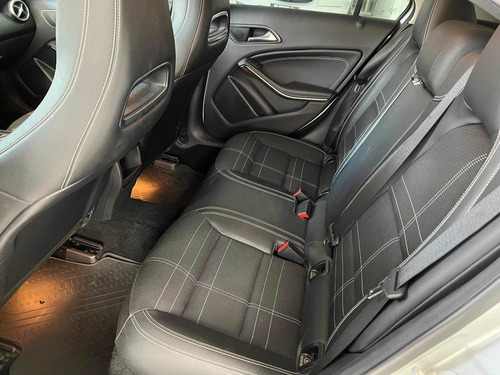 Imagen 11 de 15 de Mercedes Benz A 200 Style B.efficiency 2014