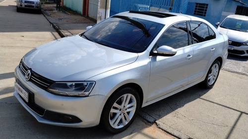 Volkswagen Jetta 2.0 Tsi Highline 4p