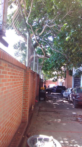Se Vende Edificio 1054m2 El Rosal