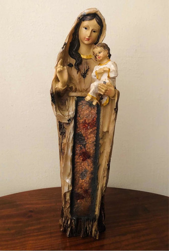 Imagem 4 de 7 de Mae Rainha Rústica Em Resina Importada 30cm