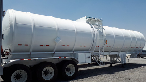 Semi Remolque Tipo Tanque Acero Al Carbón Gasolina Y Diesel