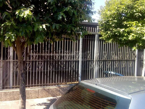 Imagem 1 de 5 de Venda De Casas / Padrão Na Cidade De Araraquara 9288