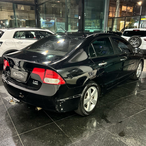 Honda Civic 1.8 Lxs Flex Aut. 4p