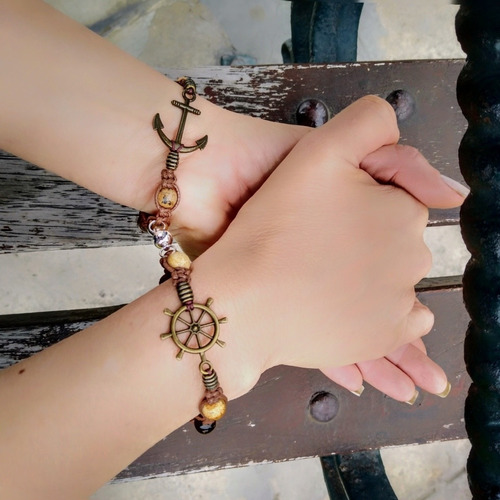 Imagen 1 de 3 de Pulseras Magnéticas Para Parejas, Bola Imán, Enamorados,