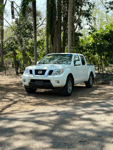 Nissan  Frontier  Sv 4x4 