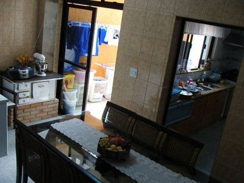 Sobrado Com 3 Dormitórios À Venda, 233 M² Por R$ 750.000 - Vila Cosmopolita - São Paulo/sp - So6489