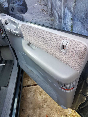 Chrysler Caravan 3.3 Se 3.3