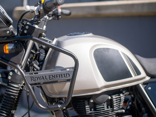 Imagen 2 de 25 de Royal Enfield Himalayan Gravel Grey Usada