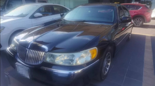 Lincoln Town Car Cartier Piel At