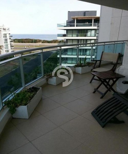 Apartamento En Playa Brava- Ref: 1866