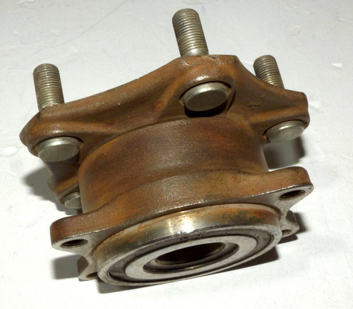 Maza Trasera Izquierda Original Suzuki Grand Nomade (Usado)