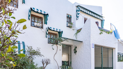 Venta Hermosa Casa Financia 7 Ambientes Temperley