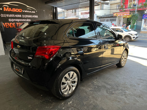 Chevrolet Onix 1.4 Lt 5p