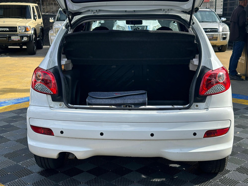 Peugeot 207 Compact 2011 Blanco