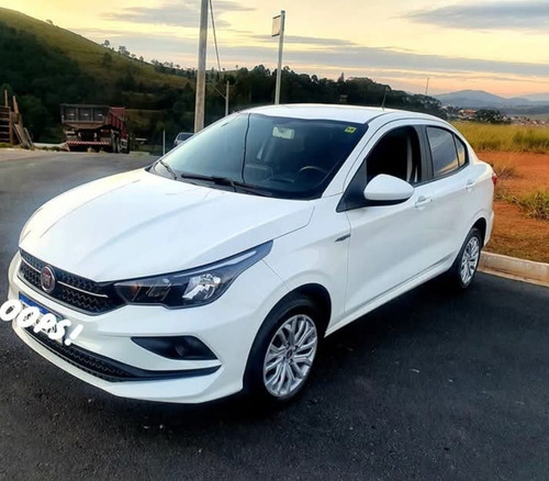 Fiat Cronos 1.3 Drive Flex 4p