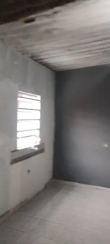 Casa 1 Quarto, Sala, Cozinha, Lavanderia E Banheiro.