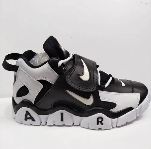 Nike air best sale tres letras