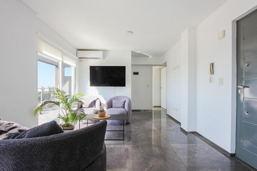 Venta Departamento 4 Ambientes En Moron Sur Con 3 Cocheras