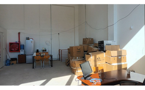 Arriendo Local Comercial 73,11 M2 Nivel Calle + 22,75 M2 En