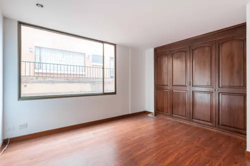 Apartamento En Venta En Chicó Norte. Cod V11221