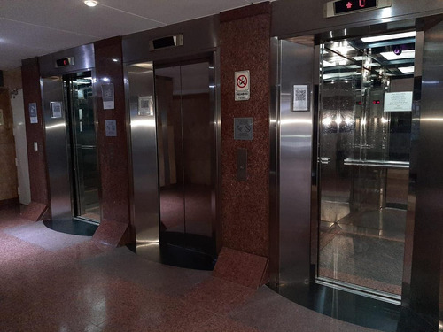 Imagen 2 de 30 de Oportunidad 8 Pisos De Oficinas - Plantas Libres - Mas Cocheras
