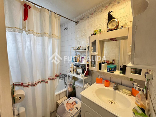 Casa En Venta De 2 Dorm. En Quilicura