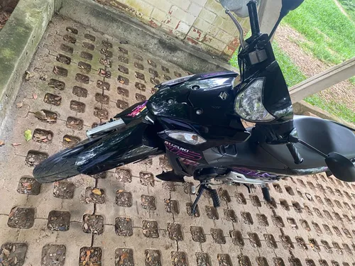Suzuki Viva R Style 2022 Buen Estado, Soat Y Rtm Nuevos