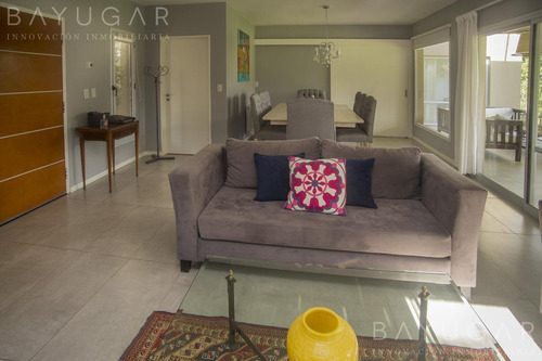 Venta - Casa En Sausalito - Bayugar Negocios Inmobiliarios