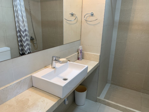 Imagen 9 de 13 de Vendo Apartamento En Plena Peninsula