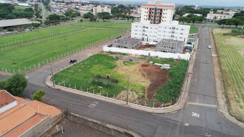 Imagem 3 de 4 de Potencial Terreno De 1.350 M² A Venda Para Empreendimento - Te0528