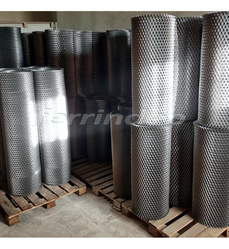 Malla Metál Romboidal Desplegado 8x17mm Rollo 50cm X 10mts