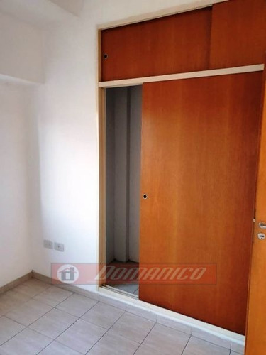 Imagen 5 de 9 de Departamento En Venta En Morón
