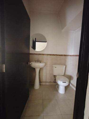 Oficinas En La Colonia Anzures