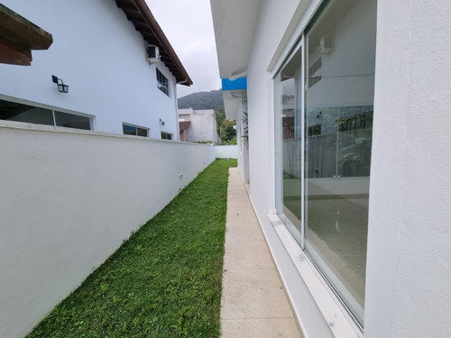 Imagem 9 de 21 de Casa A Venda Em Caraguatatuba, Massaguaçu, Condomínio Mar Verde - 15