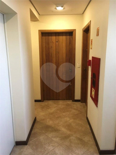Imagem 6 de 15 de Sala Comercial Bem Localizada No Petrópolis - Reo472523