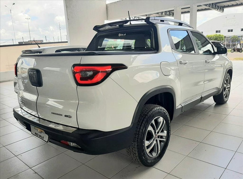 Imagem 3 de 12 de Toro 2.0 16v Turbo Diesel Freedom 4wd At9