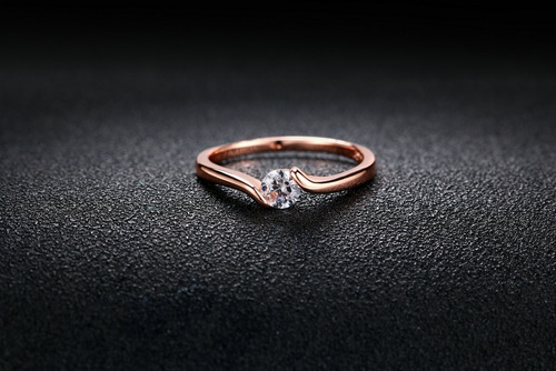 Anillo De Compromiso De Cobre, Con Piedra De Zirconia Cubica