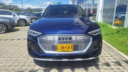 Audi E-tron Advanced