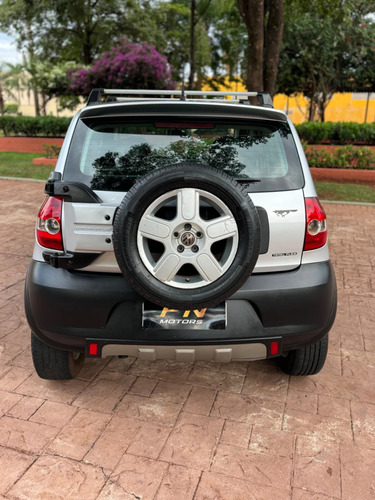 Volkswagen Crossfox 1.6 MI FLEX 8V 4P MANUAL