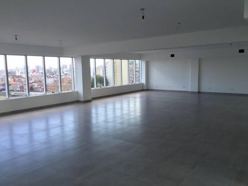 Imagen 12 de 22 de Edificio A Estrenar De Oficinas En Block