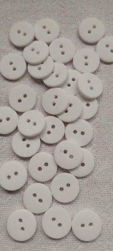 Botão Branco Uniforme Jaleco Ano Novo 15mm Tamanho Médio 30u Branco Redondo Com 2 Furos