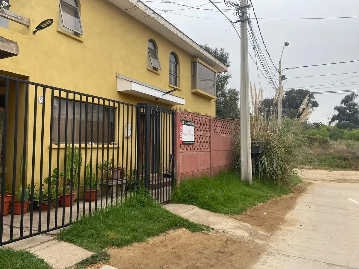 Imagen 2 de 14 de Casa 4d 3b Cerca Playa La Herradura Coquimbo | Quincho