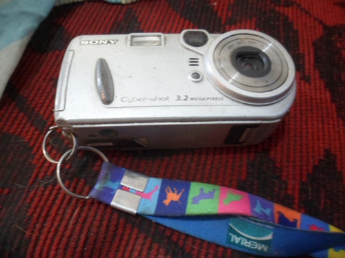 Camera Sony Cybershot 3.2 Mega