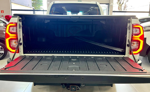 Toyota Hilux Srx 4x4 2.8 Turbo Diesel Cabine Dupla