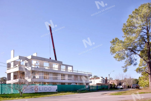 Imagen 5 de 7 de Edificio Portezuelo, Proyecto En Barra De Carrasco, Venta Apartamento De 2 Dormitorios Con Patio Y Parrillero Exclusivos - Montevideo Carrasco