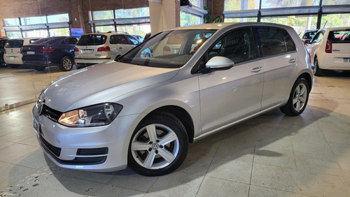 Imagen 1 de 5 de Volkswagen Golf 2016 1.6 Trendline